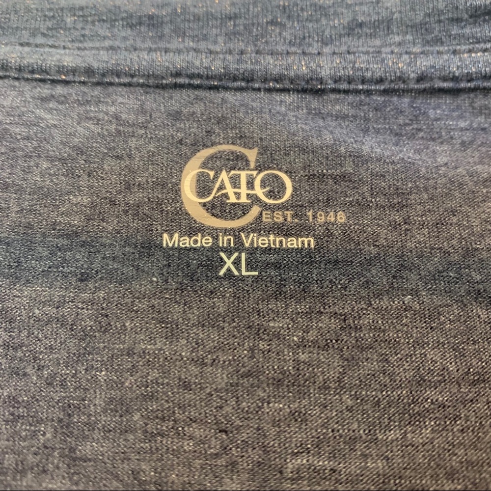 Cato C Est 1946 Navy with Silver‎ Shimmer V Neck T-shirt, Size Xlarge - Picture 3 of 3